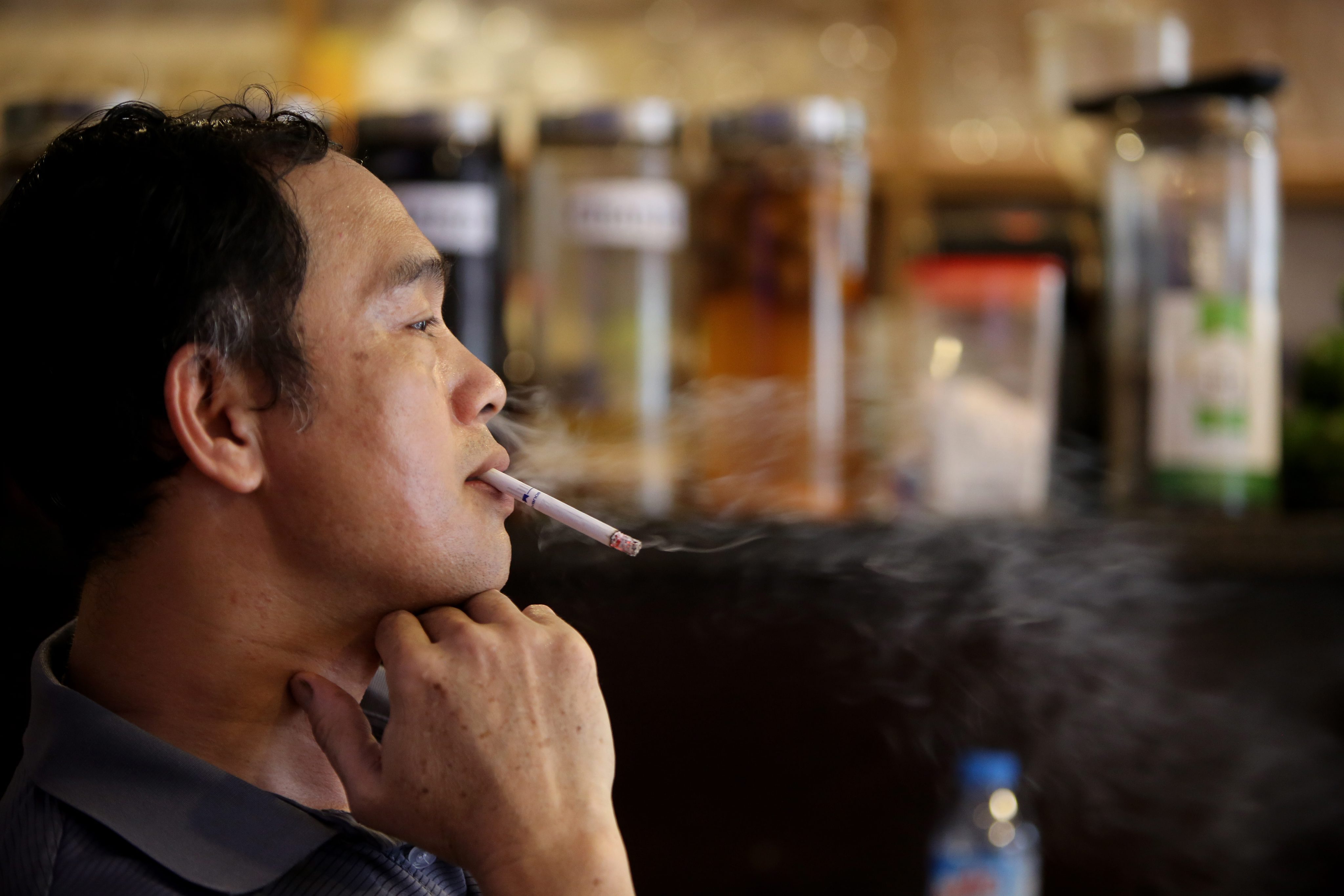 大量吸烟让人"显老"