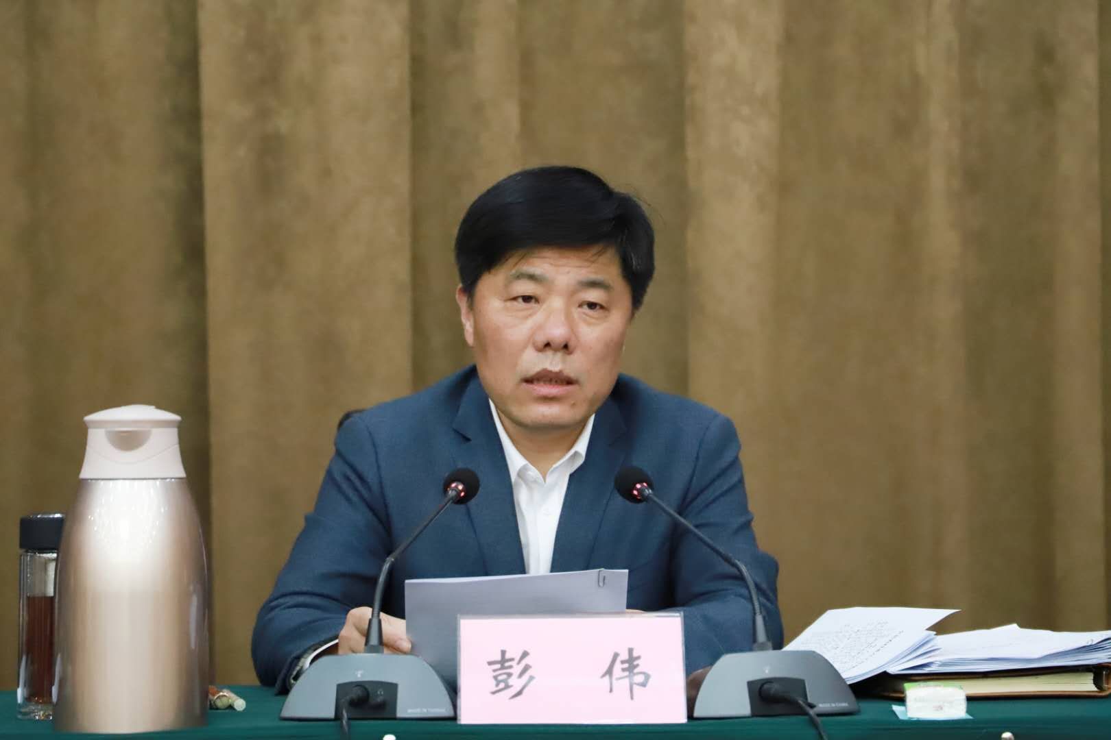 卞建军在全县农村重点工作现场观摩推进会上强调