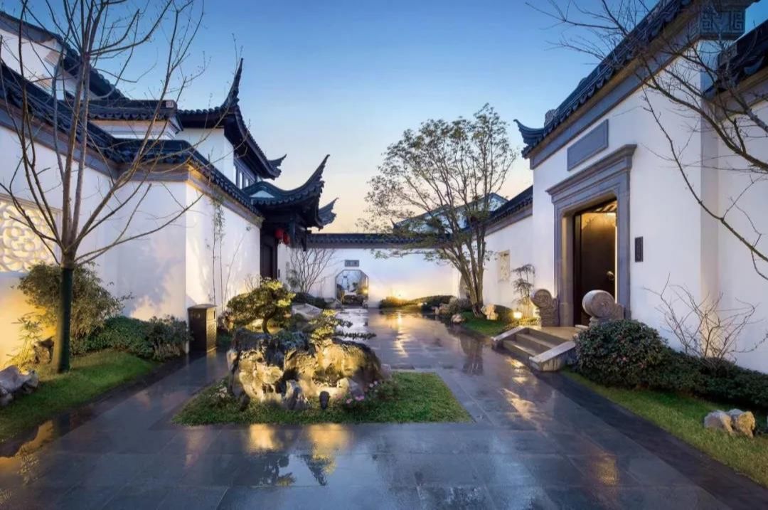 蓝城中式合院实景照片"产品即人品,人品即产品",极致产品背后的核心是