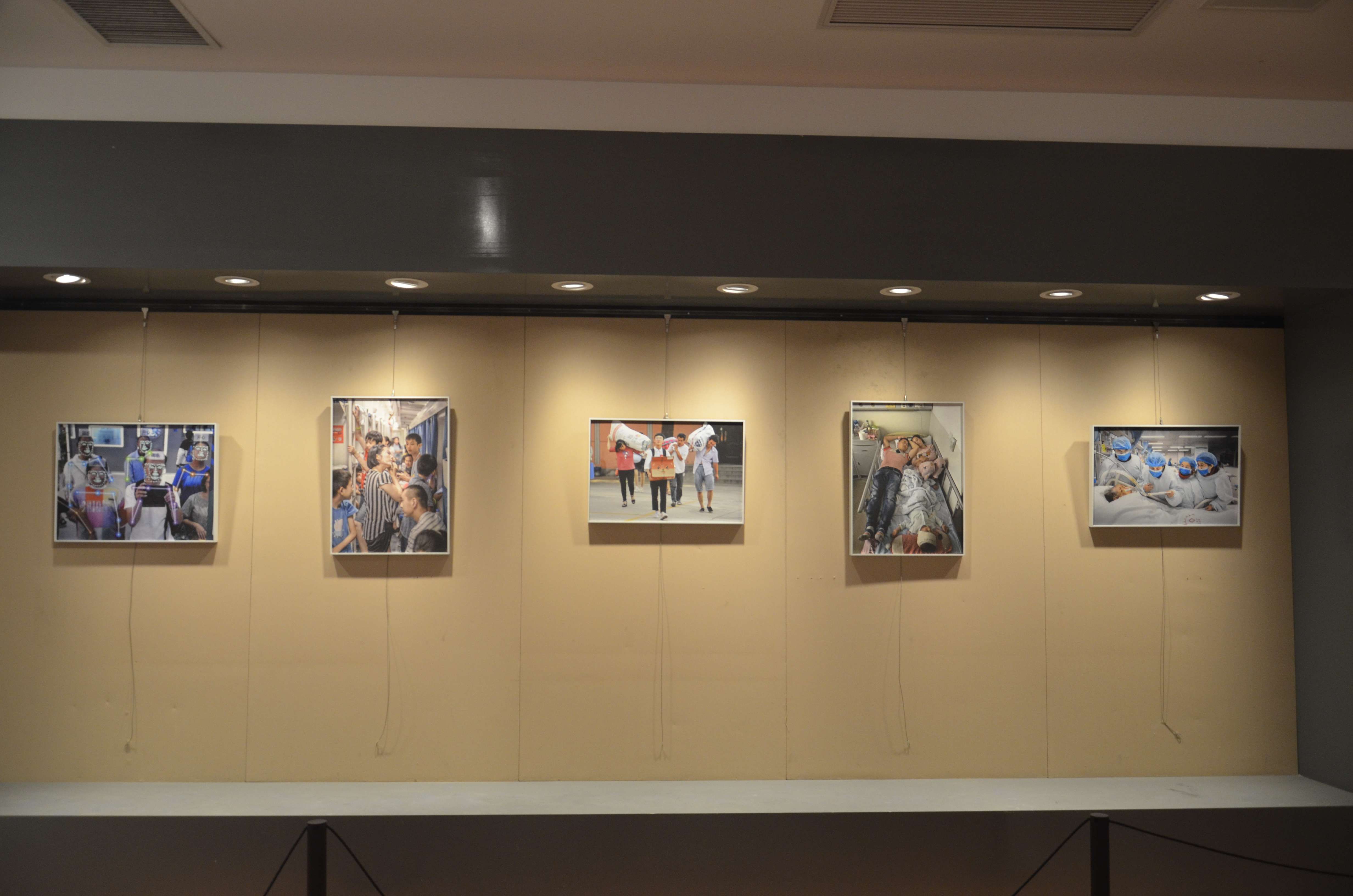 带你提前看展览直击第二届吴印咸摄影艺术双年展布展现场