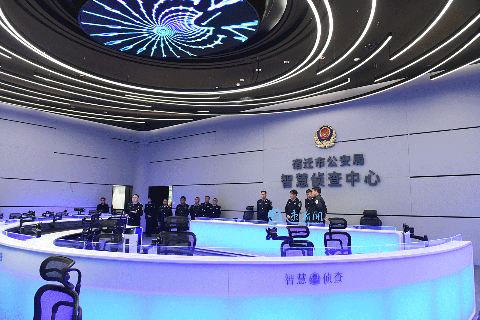 在大数据指挥服务中心框架下, 一体建设智慧维稳中心,智慧侦查中心