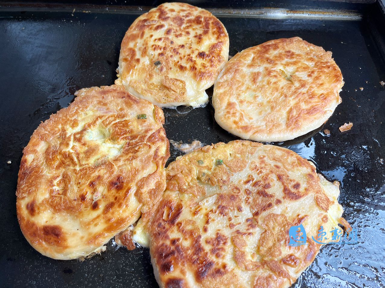 百姓食味丨每个制作环节都有独特技巧！宿迁马家火烧：又酥又软又香又脆