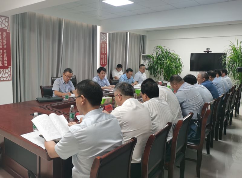 9月2日,泗洪县人大常委会主任武联带队督办大宗货物运载能力提升工作
