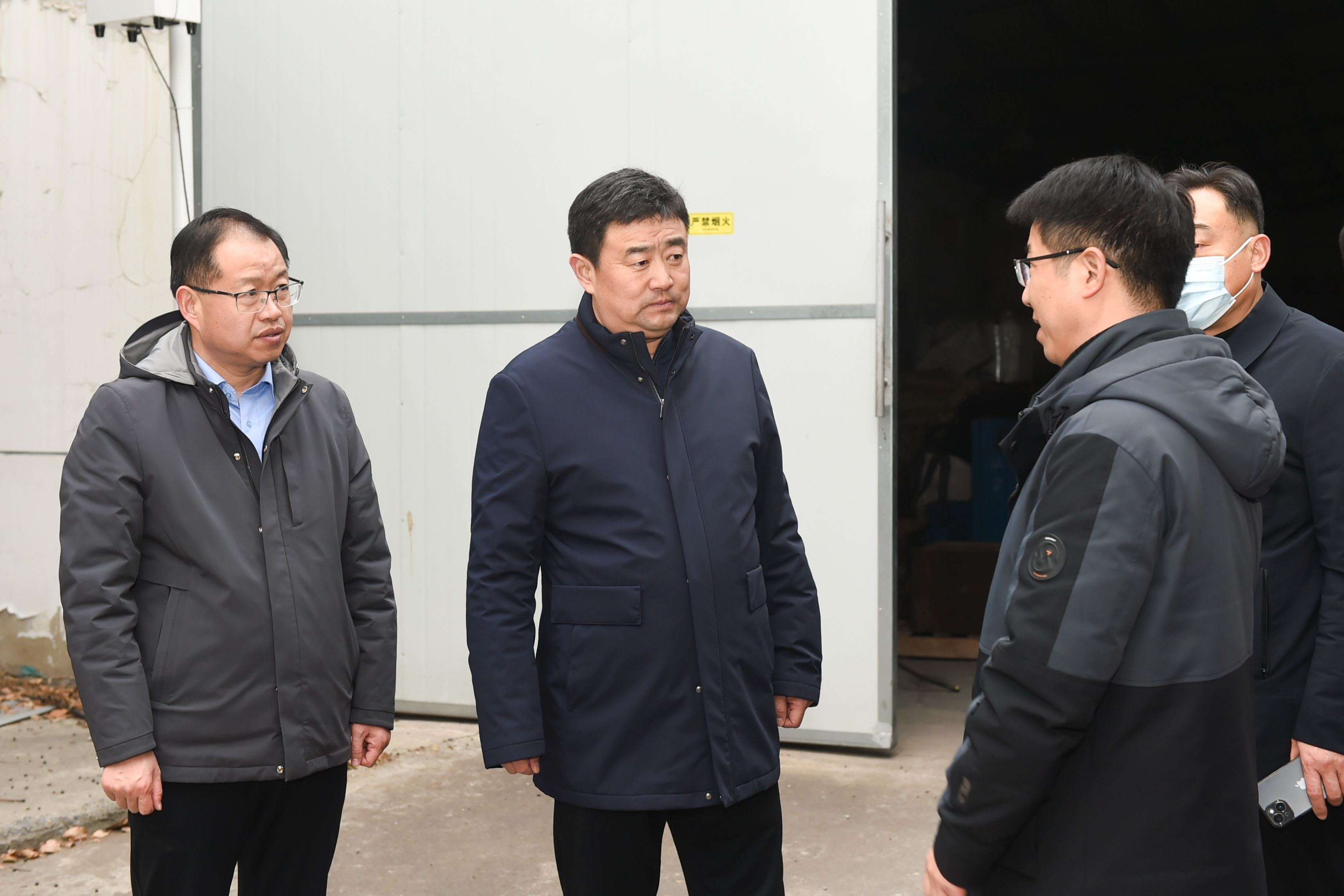 王峰带队督导检查"厂中厂"安全生产专项整治工作