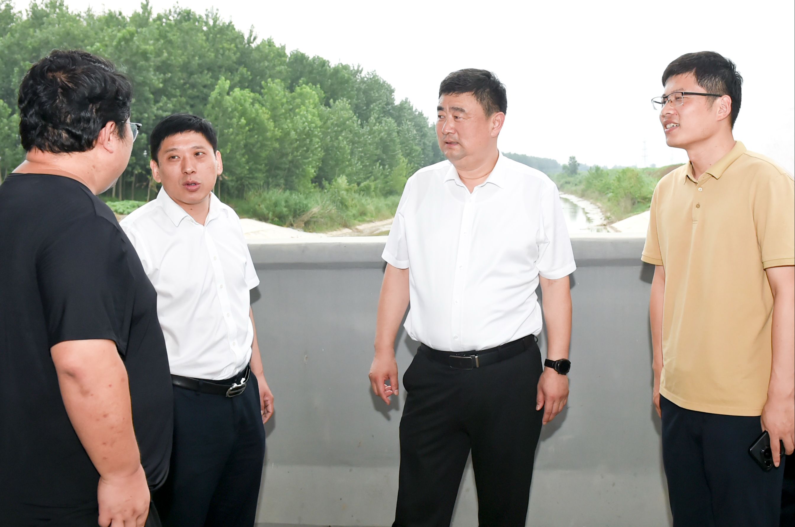 王峰检查调度全区防汛工作